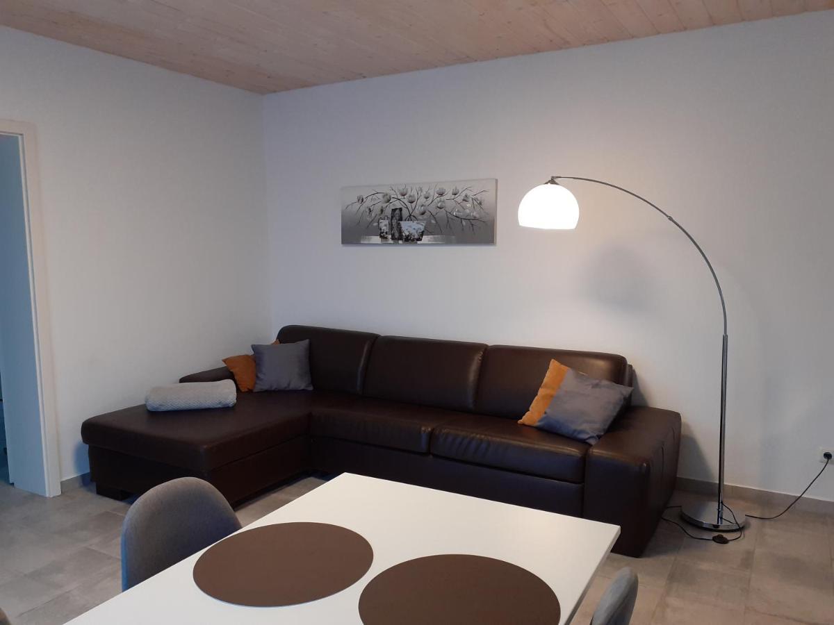 Erdgeschoss-Appartement Mit Seeblick Ahrensbok Eksteriør billede